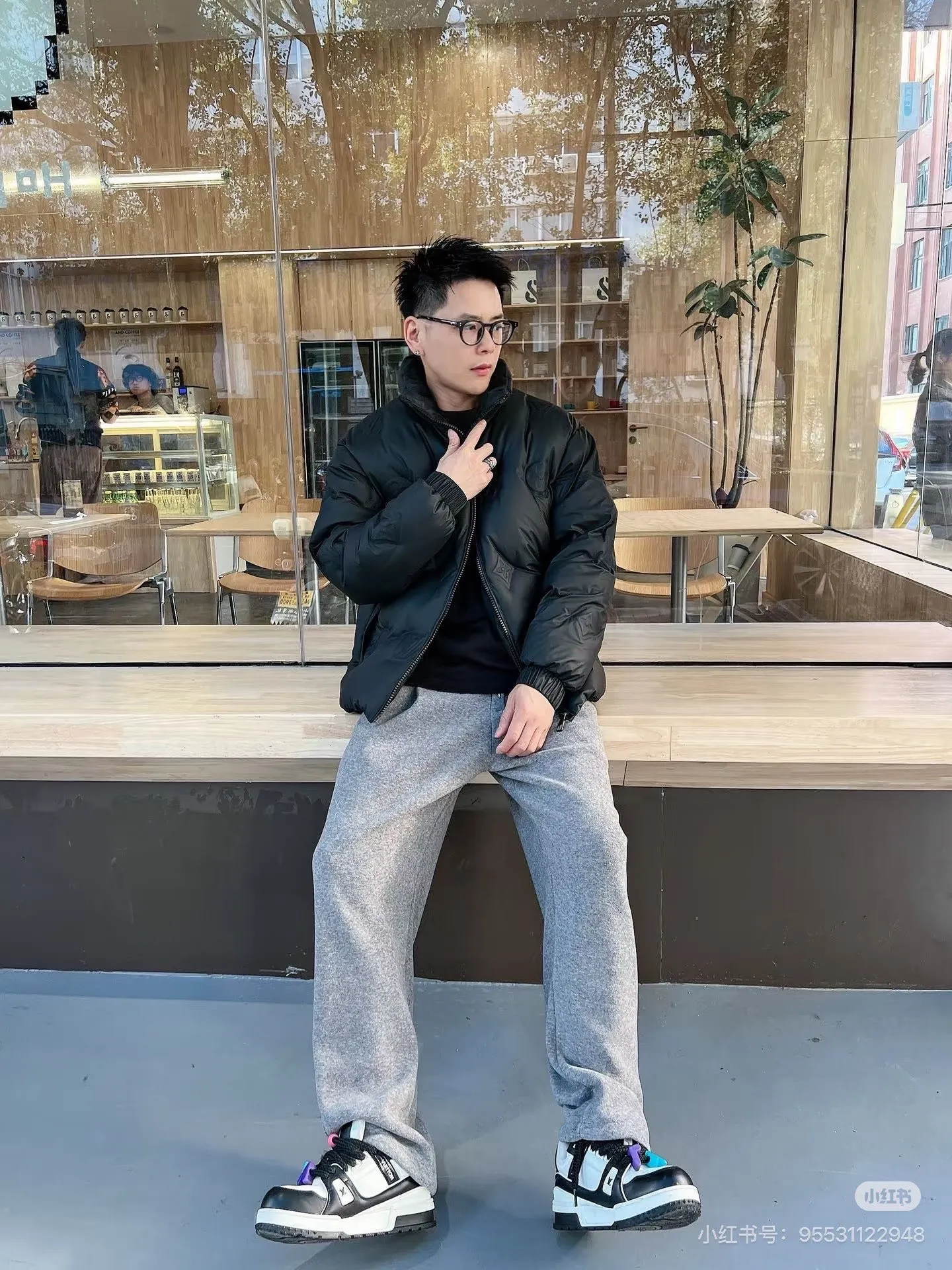 Louis Vuitton/Louis Vuitton embossed embossed down jacket